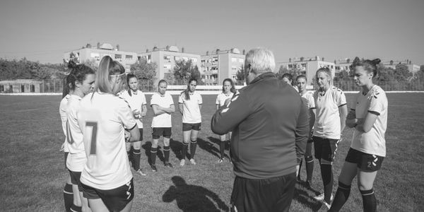 womens_soccer_coach_3 womens_soccer_coach_3